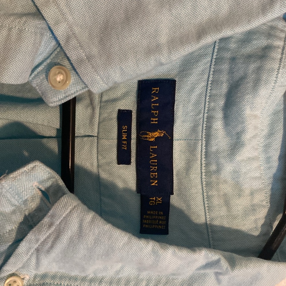 Ralph Lauren light blue/short sleeve shirt. Like new size XL, slim fit - Picture 4 of 8